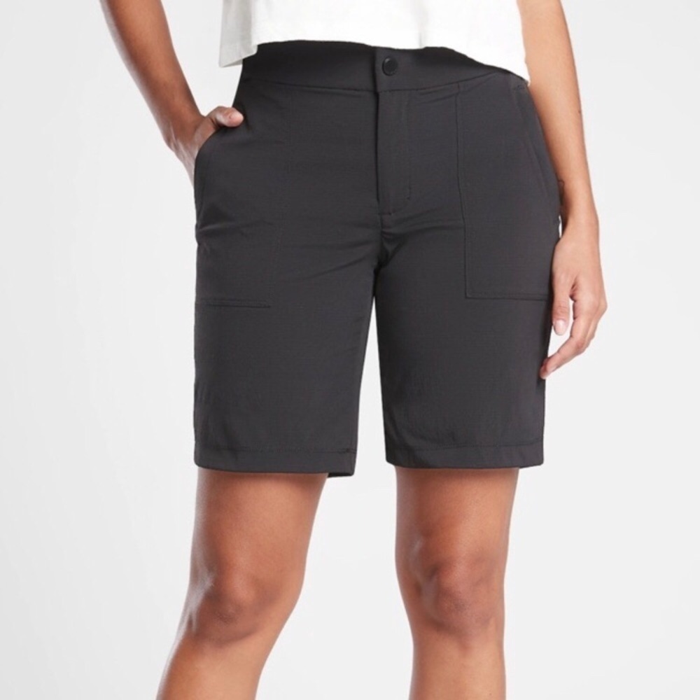 Athleta Trekkie Bermuda 2.0 Shorts Black 0
